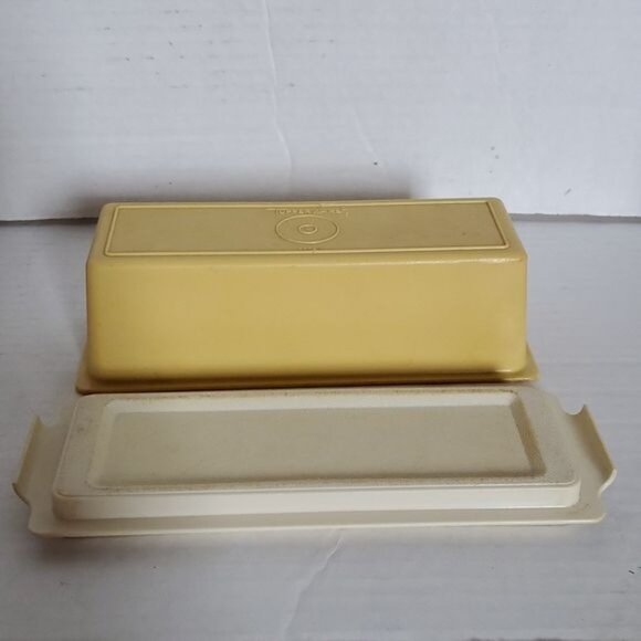 Vintage Tupperware Butter Dish Container Saver Mustard Gold Almond - Picture 16 of 16